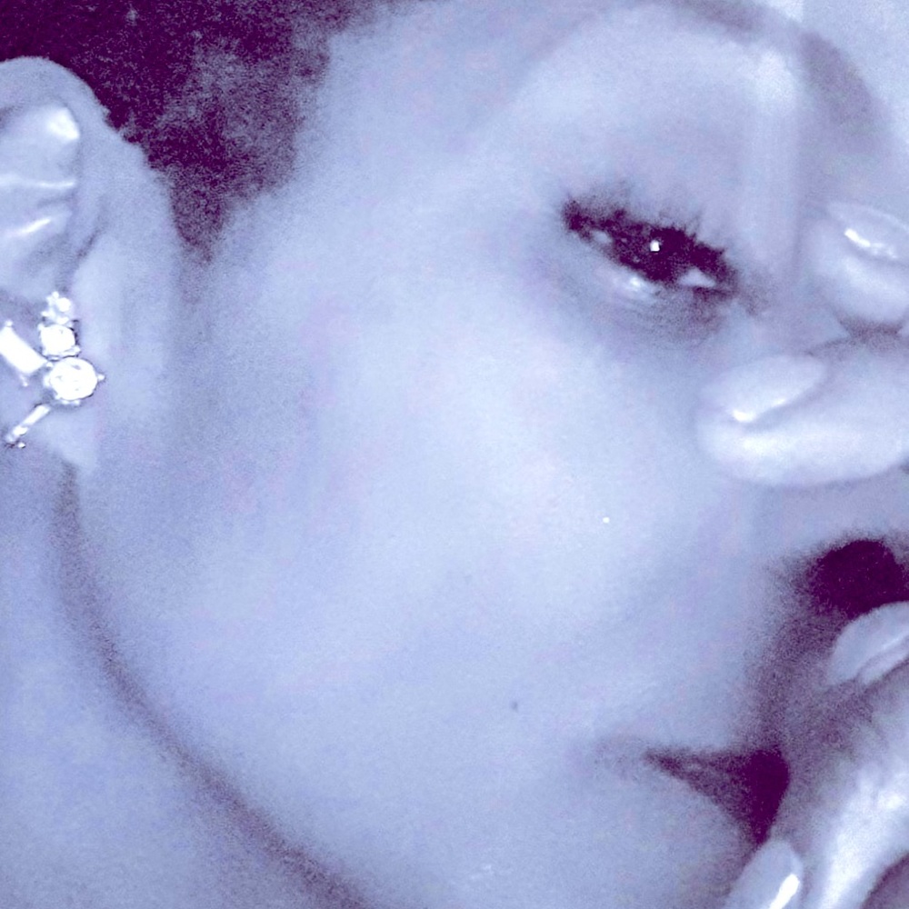 Meet your Posher, Charise